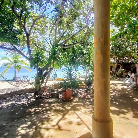 Moalboal T Breeze Coastal Resort Extérieur photo