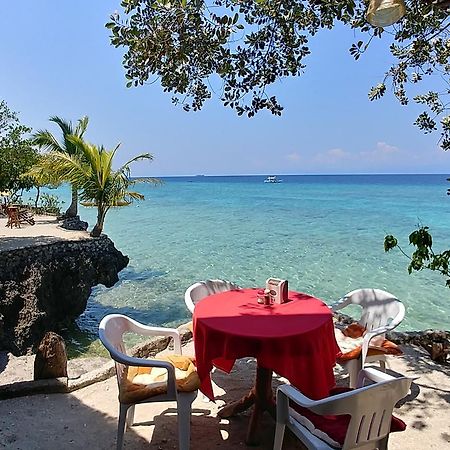 Moalboal T Breeze Coastal Resort Extérieur photo