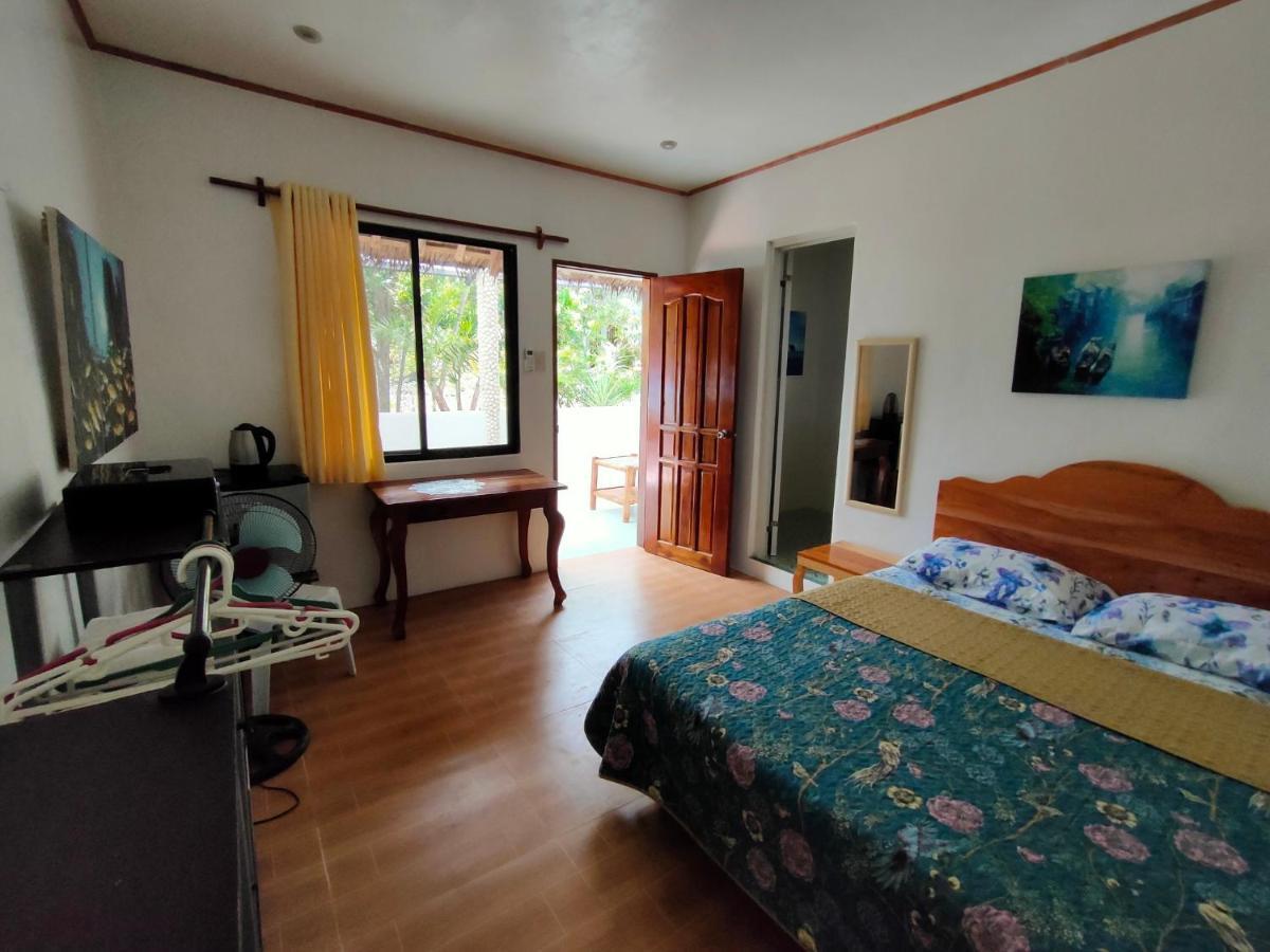 Moalboal T Breeze Coastal Resort Extérieur photo