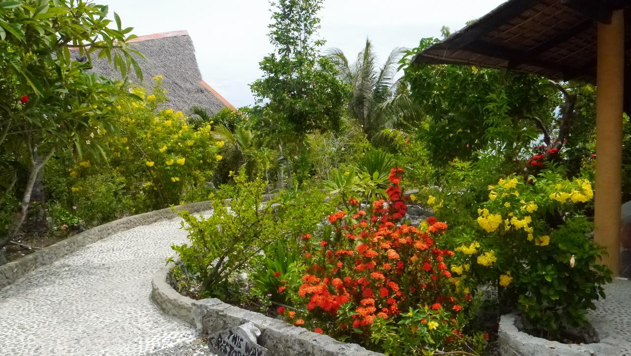 Moalboal T Breeze Coastal Resort Extérieur photo